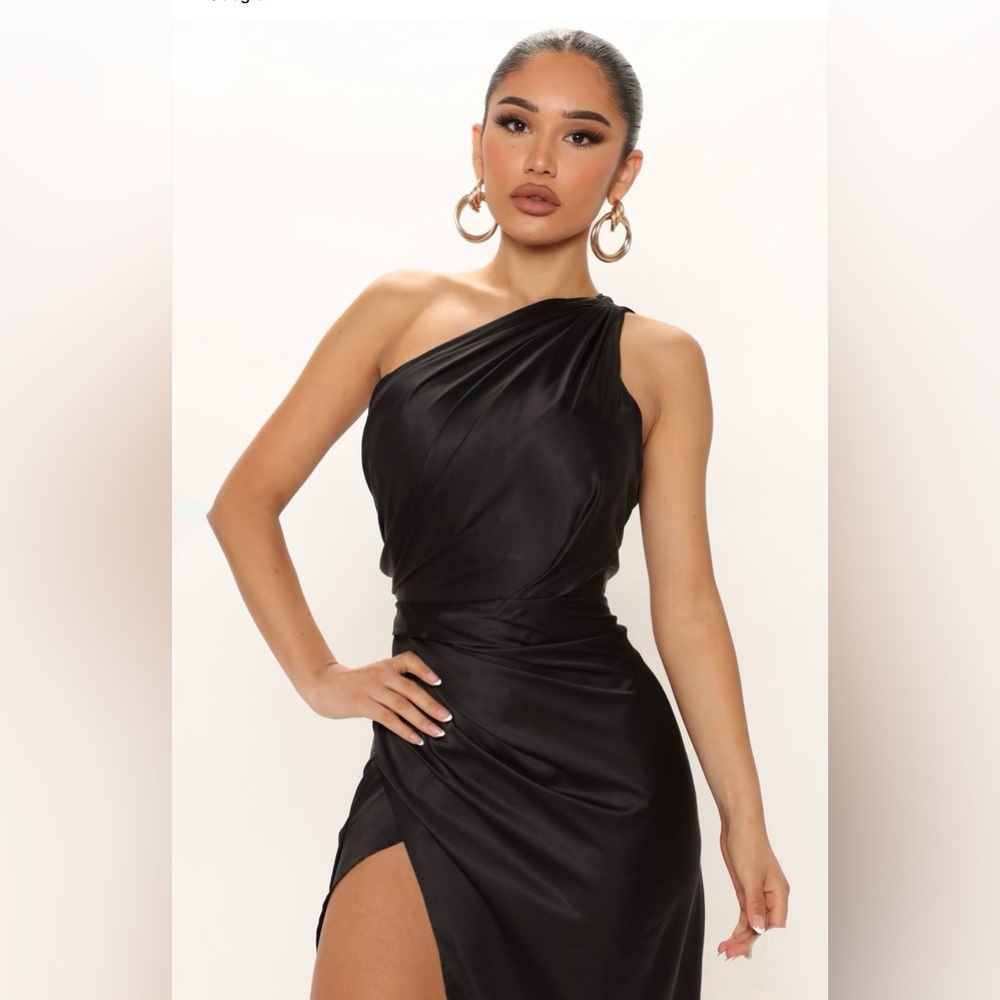 Fashion Nova One Shoulder Black Dress